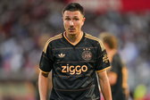 Steven Berghuis tegen Vojvodina