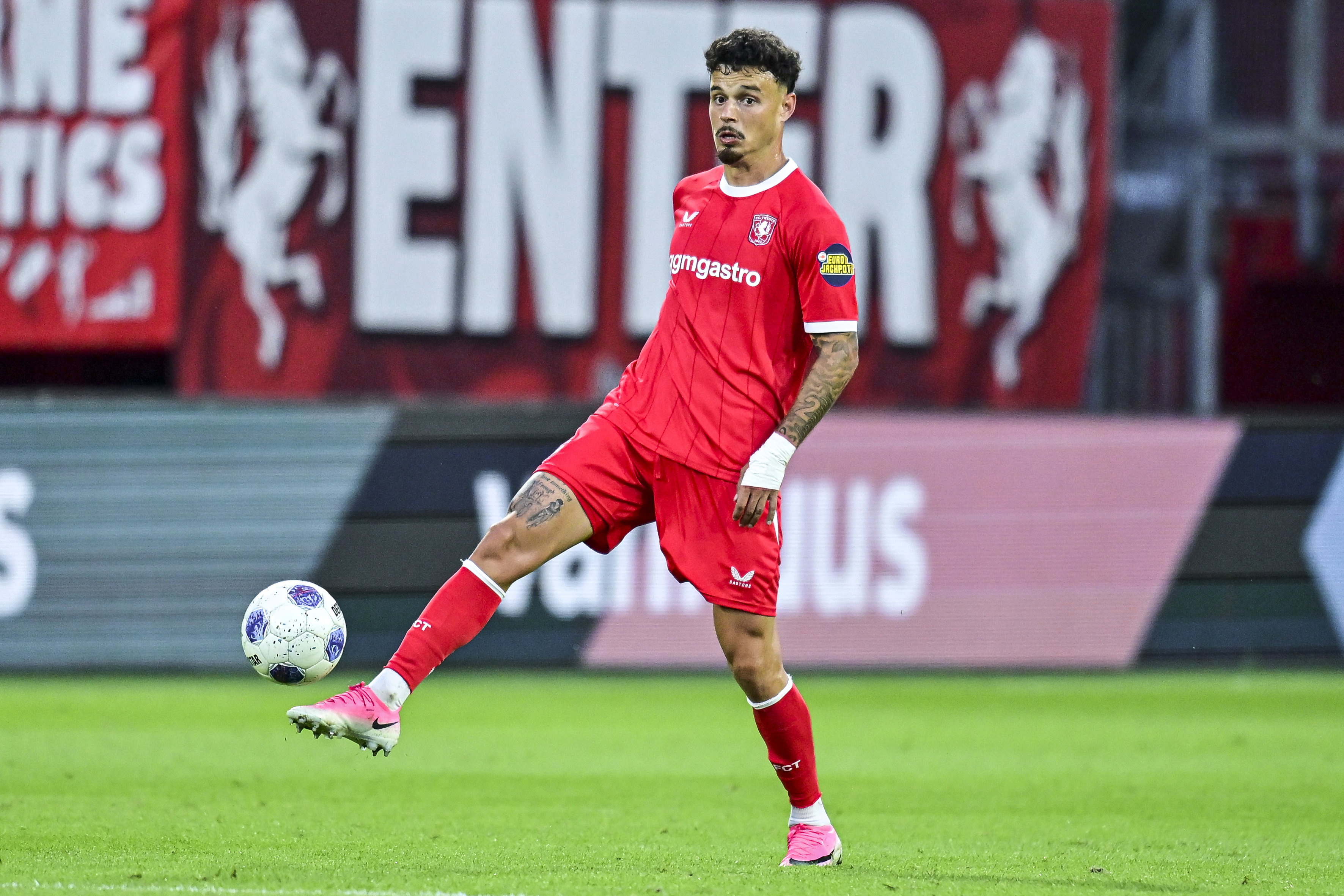 FC Twente mist mogelijk verdediger in openingsduel met Heerenveen