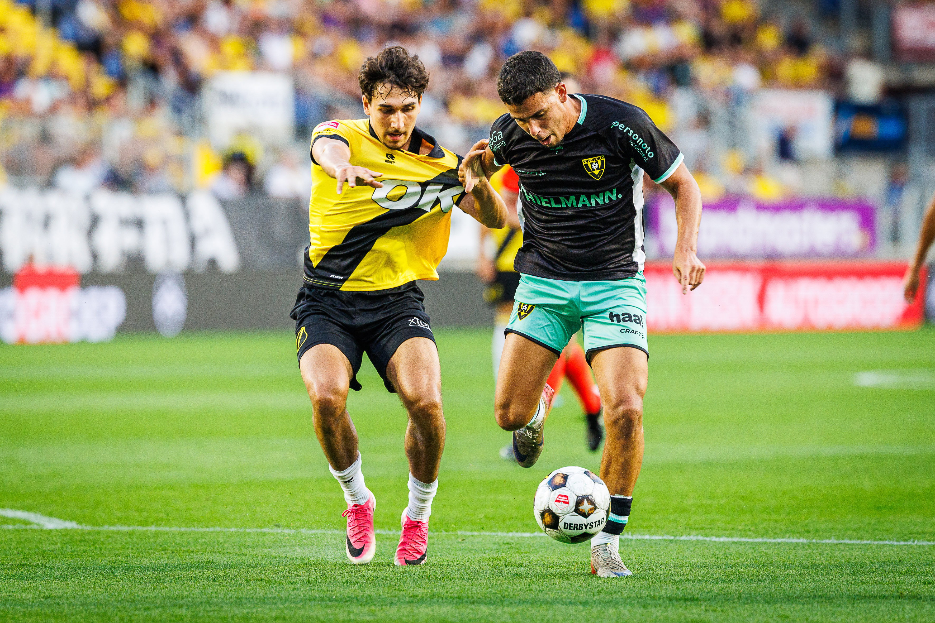 Raul Paula in duel met Edhy Zuliani