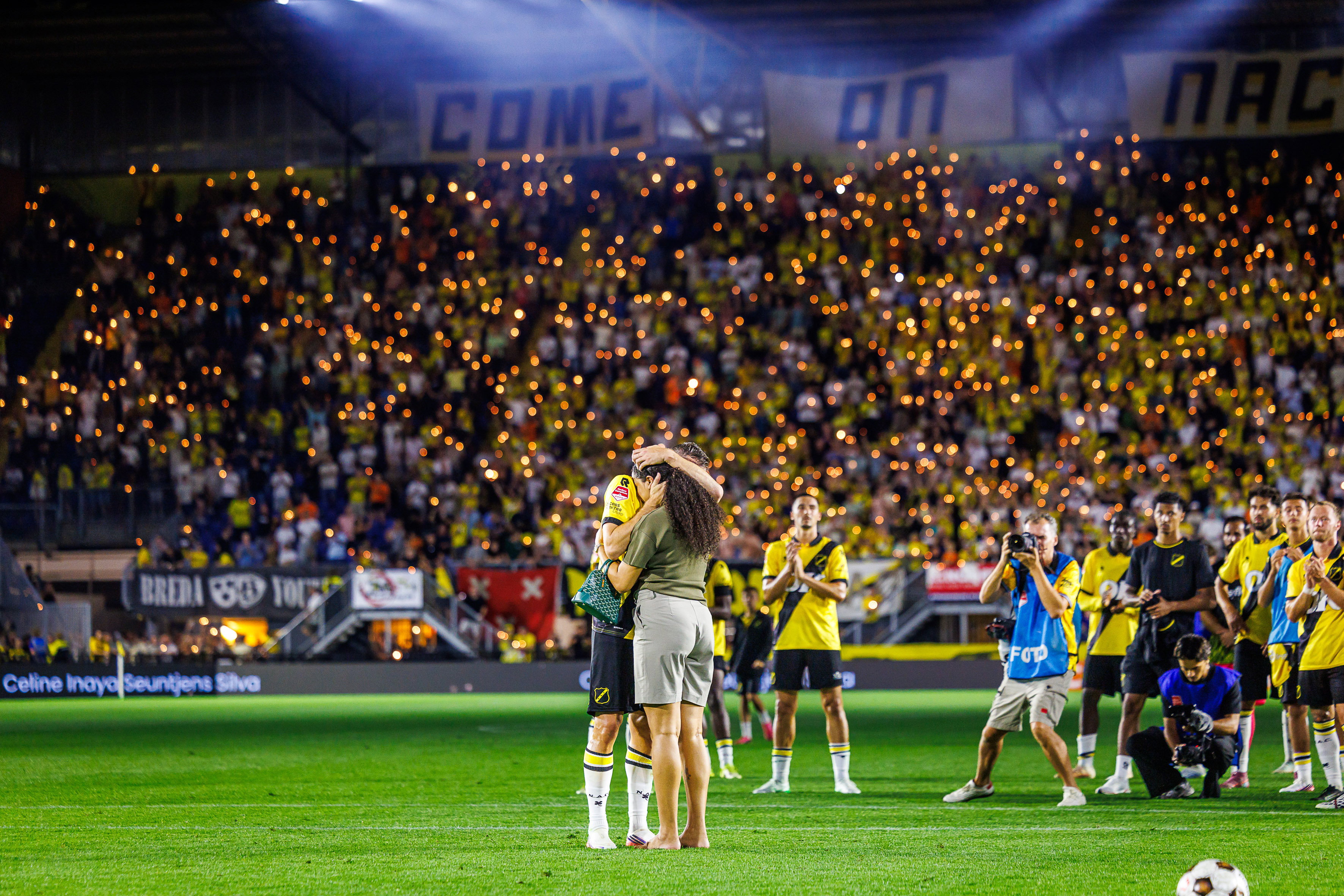 Mats Seuntjens en zijn vrouw krijgen de steun van het Rat Verlegh Stadion