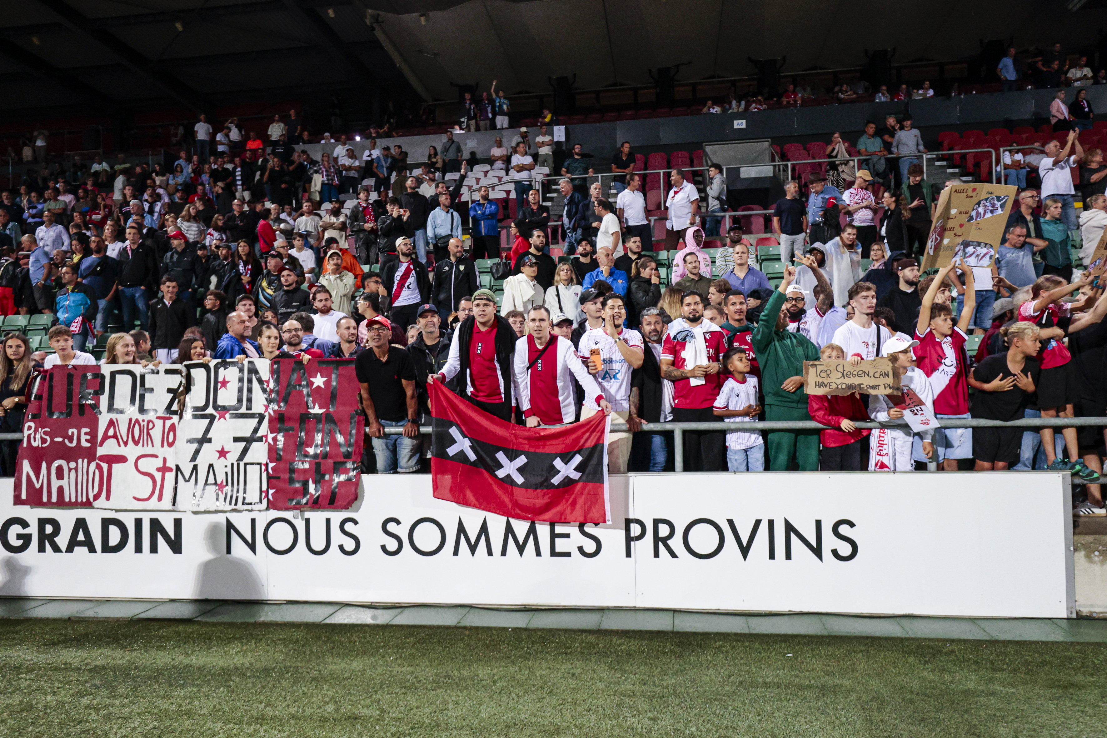 Ajax-fans bij FC Sion - Ajax