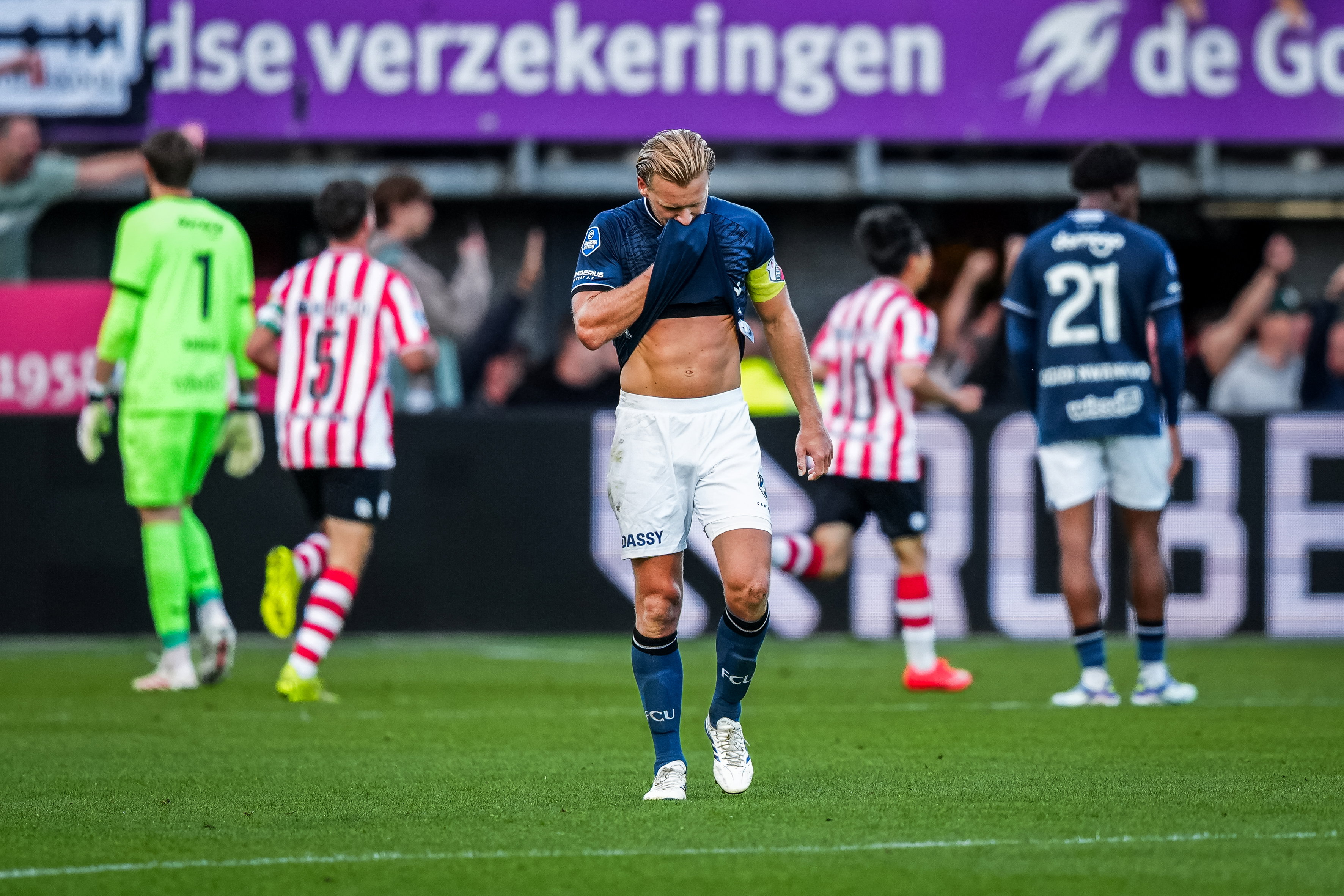 Dani de Wit baalt van een treffer van Sparta