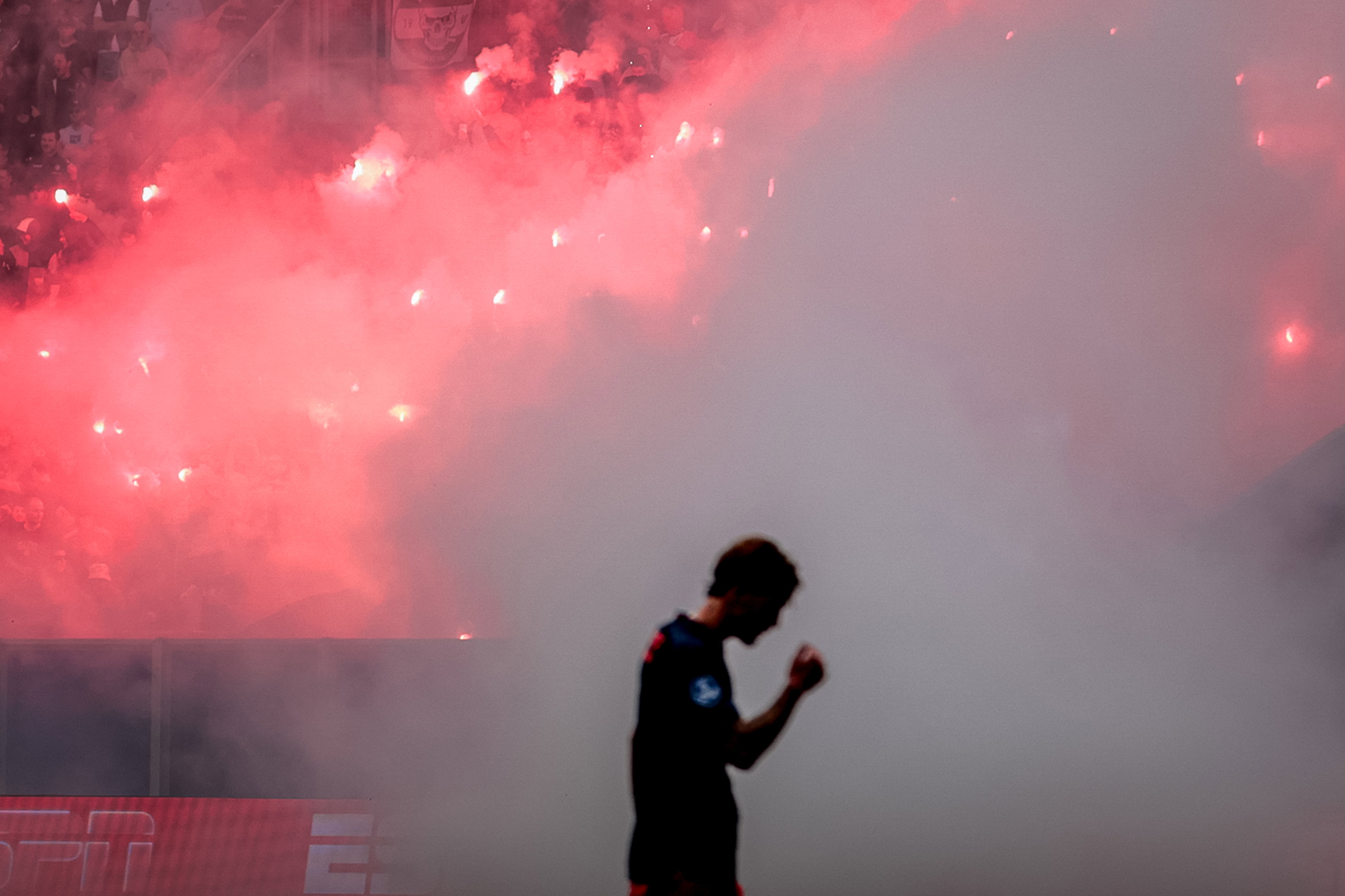 Vuurwerk bij SC Cambuur - Feyenoord