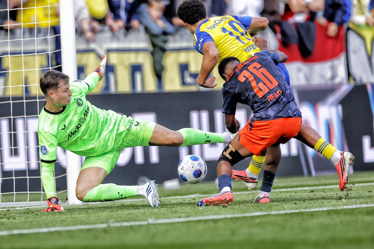Rafik El Arguioui scoort tegen Feyenoord