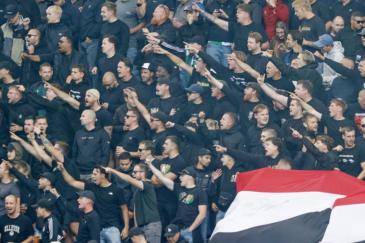 Fans van Feyenoord in het uitvak
