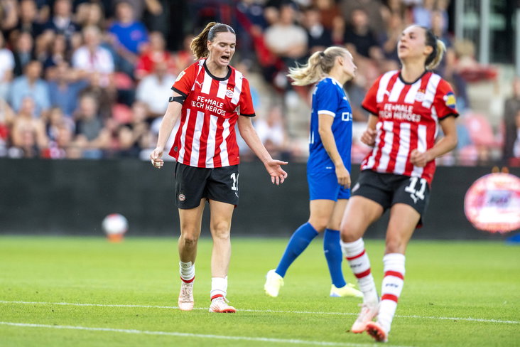 Frustratie bij Liz Rijsbergen (PSV)