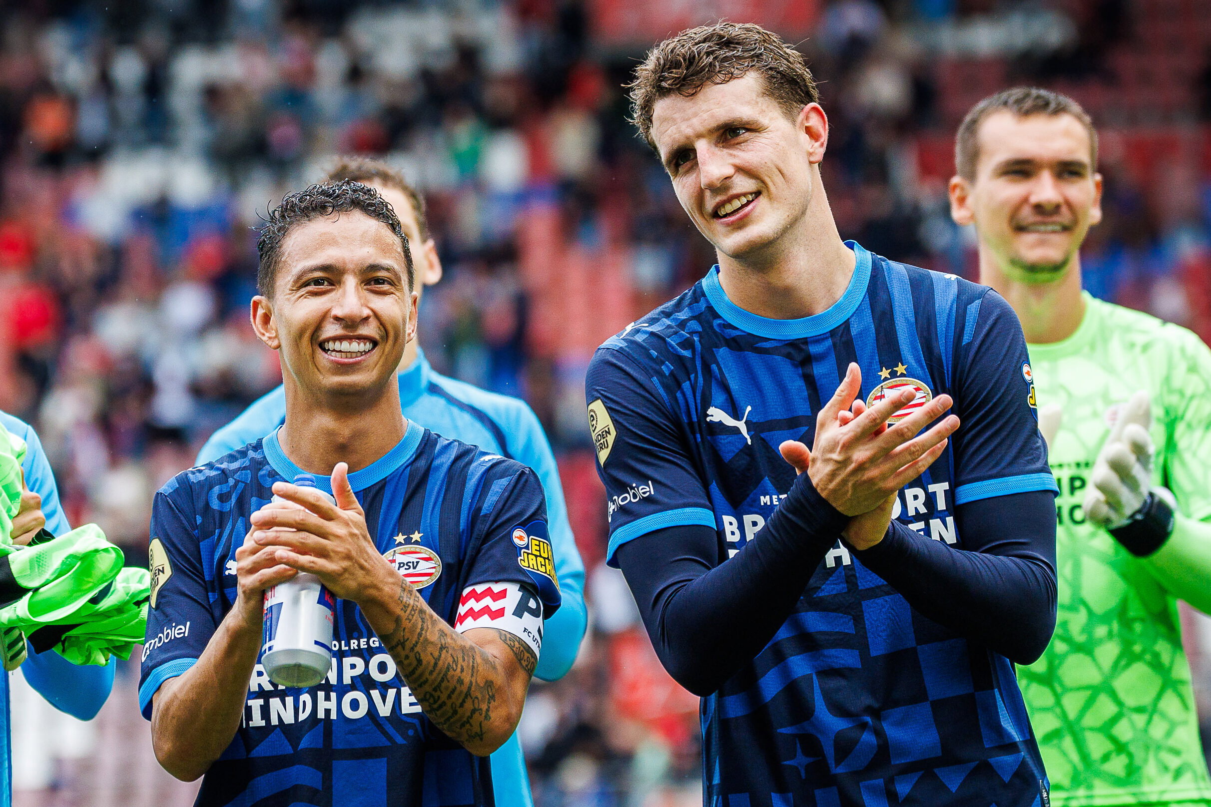 Mauro Júnior en Guus Til