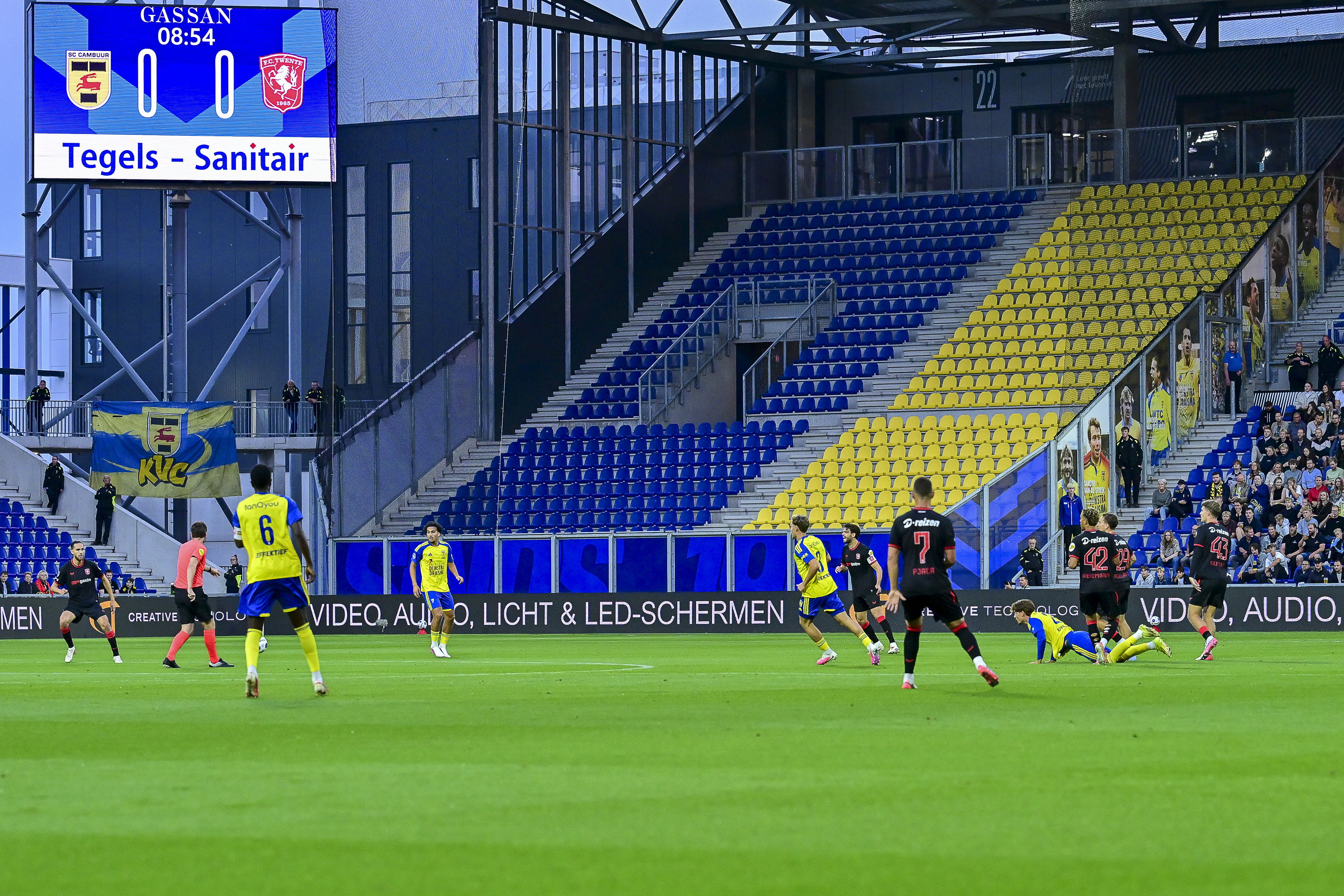 Cambuur - FC Twente met een leeg uitvak