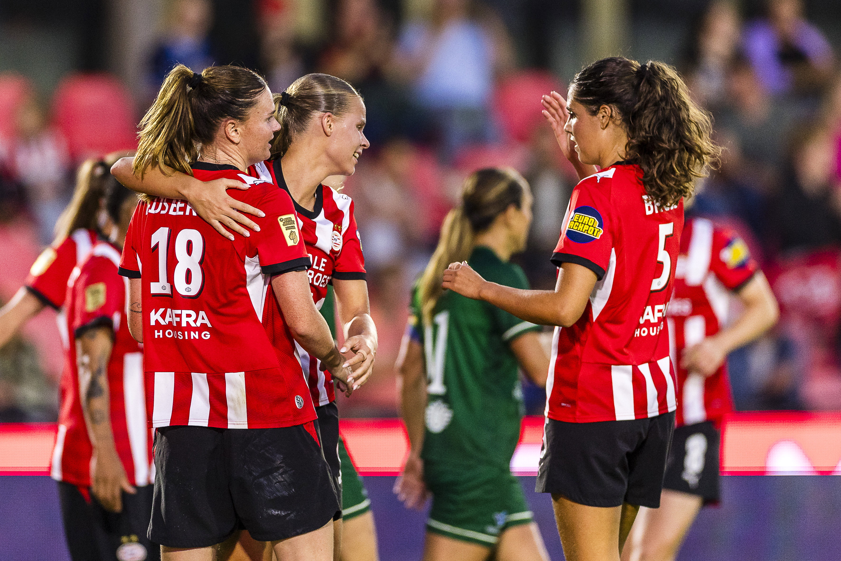 PSV dankt Rijsbergen en wint nipt van Fortuna Hjørring in Europa Cup