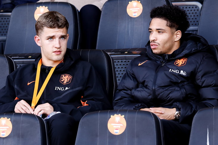 Ruud Nijstad en Ro-Zangelo Daal op de tribune