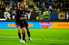 Robin Pröpper was emotioneel na zijn goal tegen Fortuna