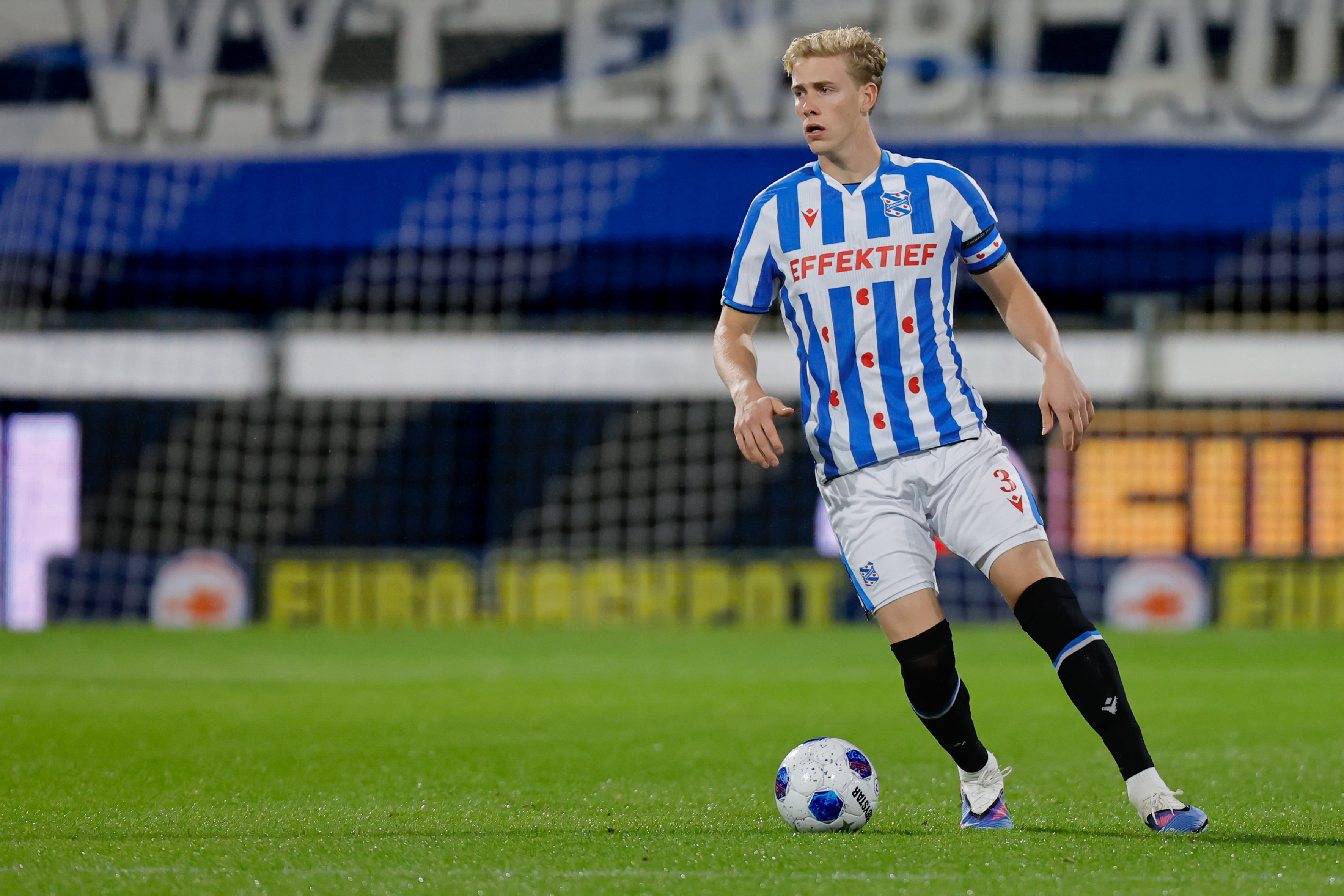 Maas Willemsen bespreekt speelwijze SC Heerenveen: 