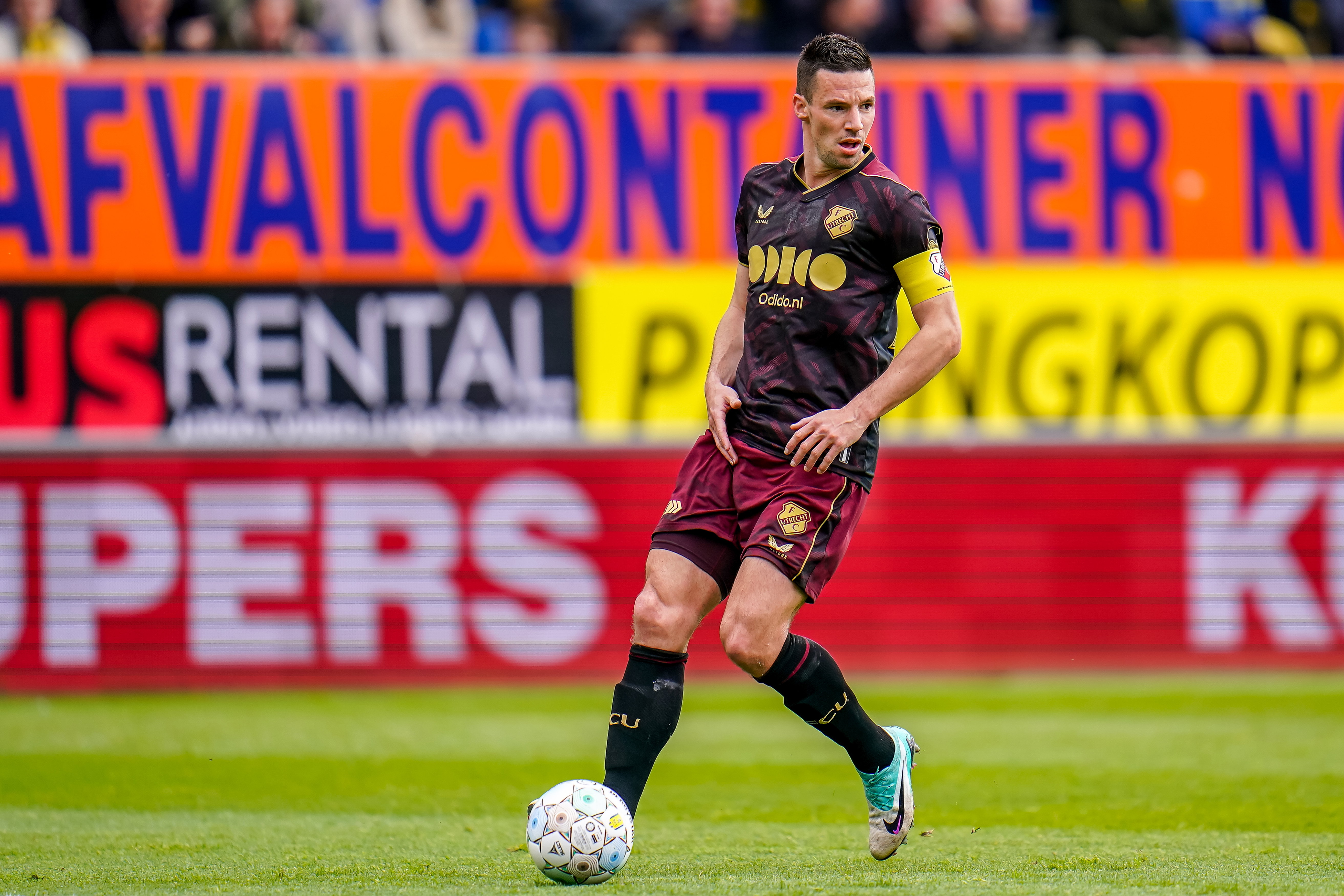 Nick Viergever tegen RKC Waalwijk