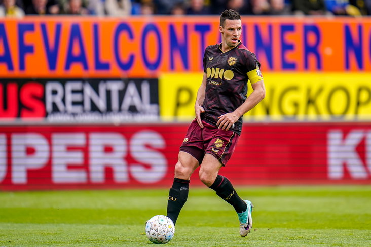 Nick Viergever tegen RKC Waalwijk