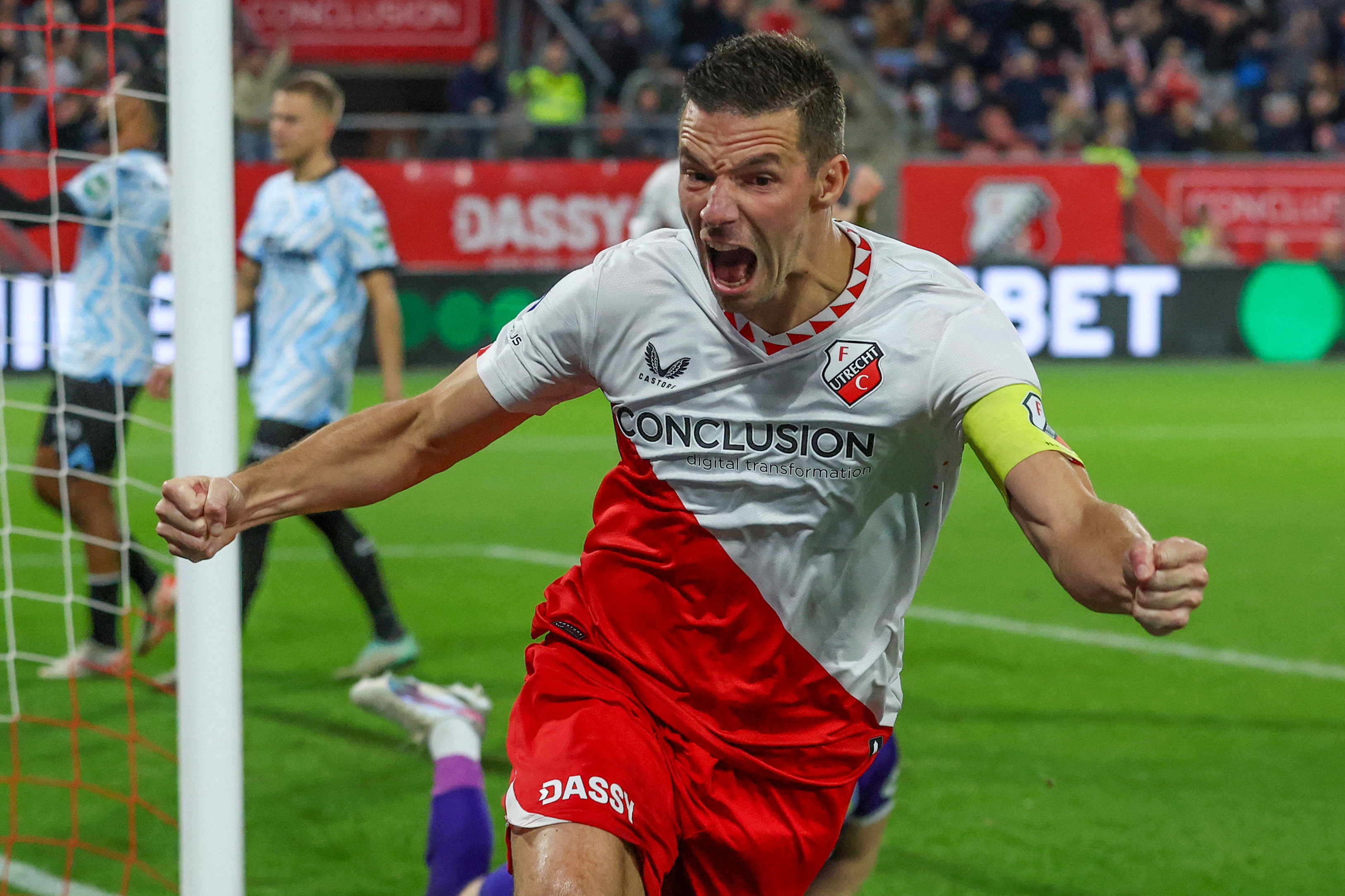 Nick Viergever viert zijn treffer