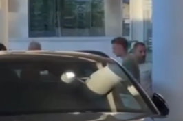 Noa Lang gespot in Italie