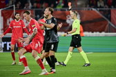 Patrik Kristal krijgt rood