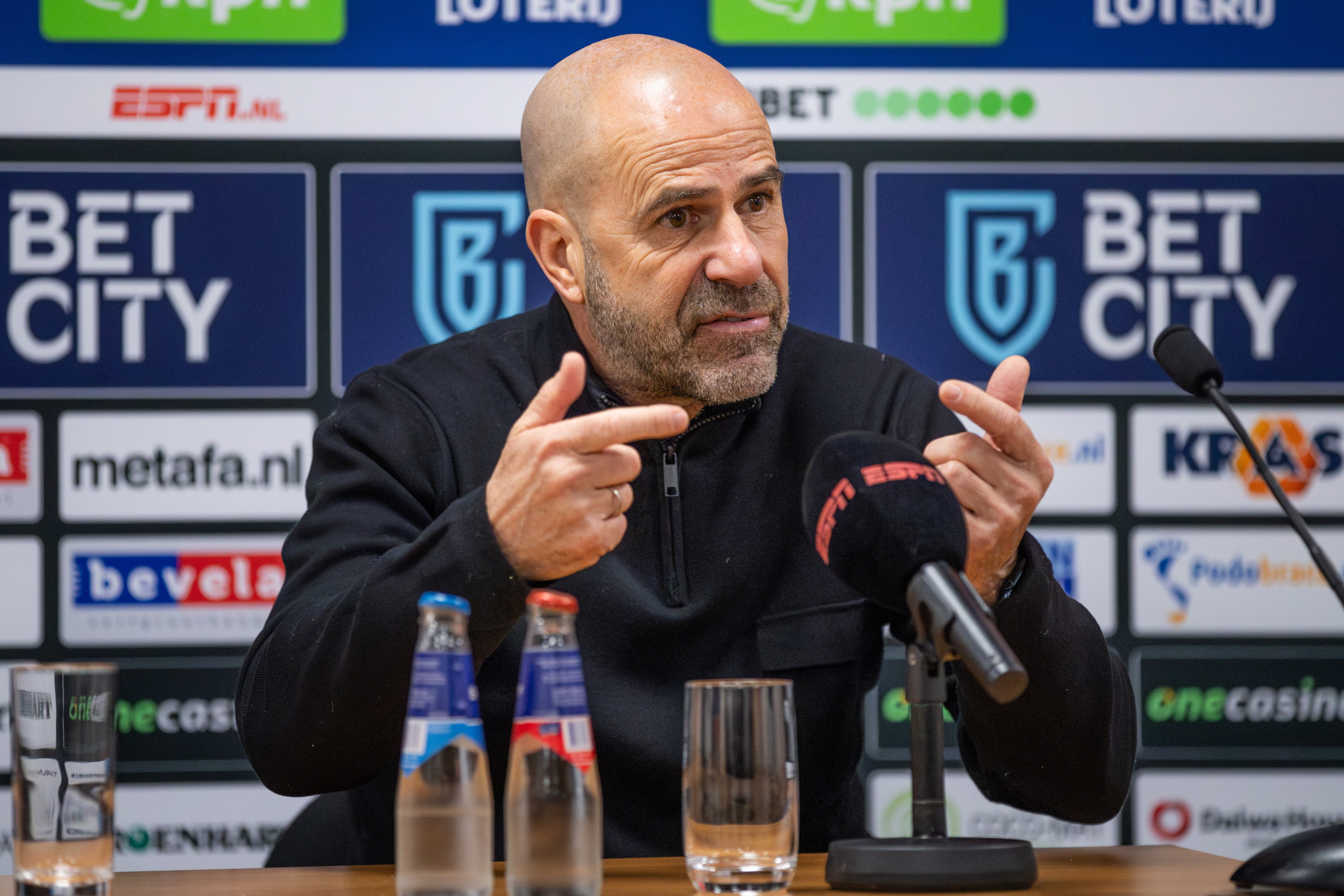 Peter Bosz in het Kras Stadion