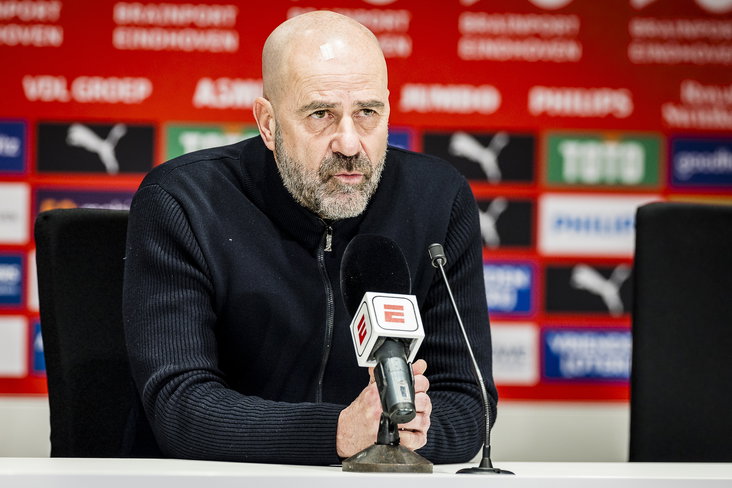 Peter Bosz op de persconferentie 2