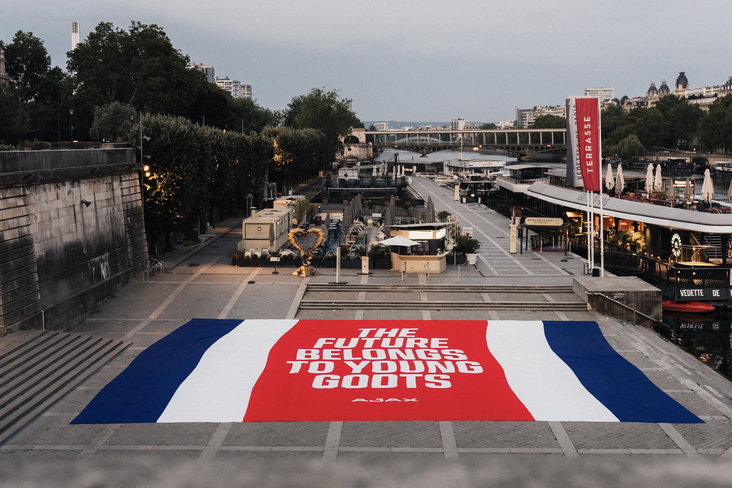 Spandoek voor Mika Godts