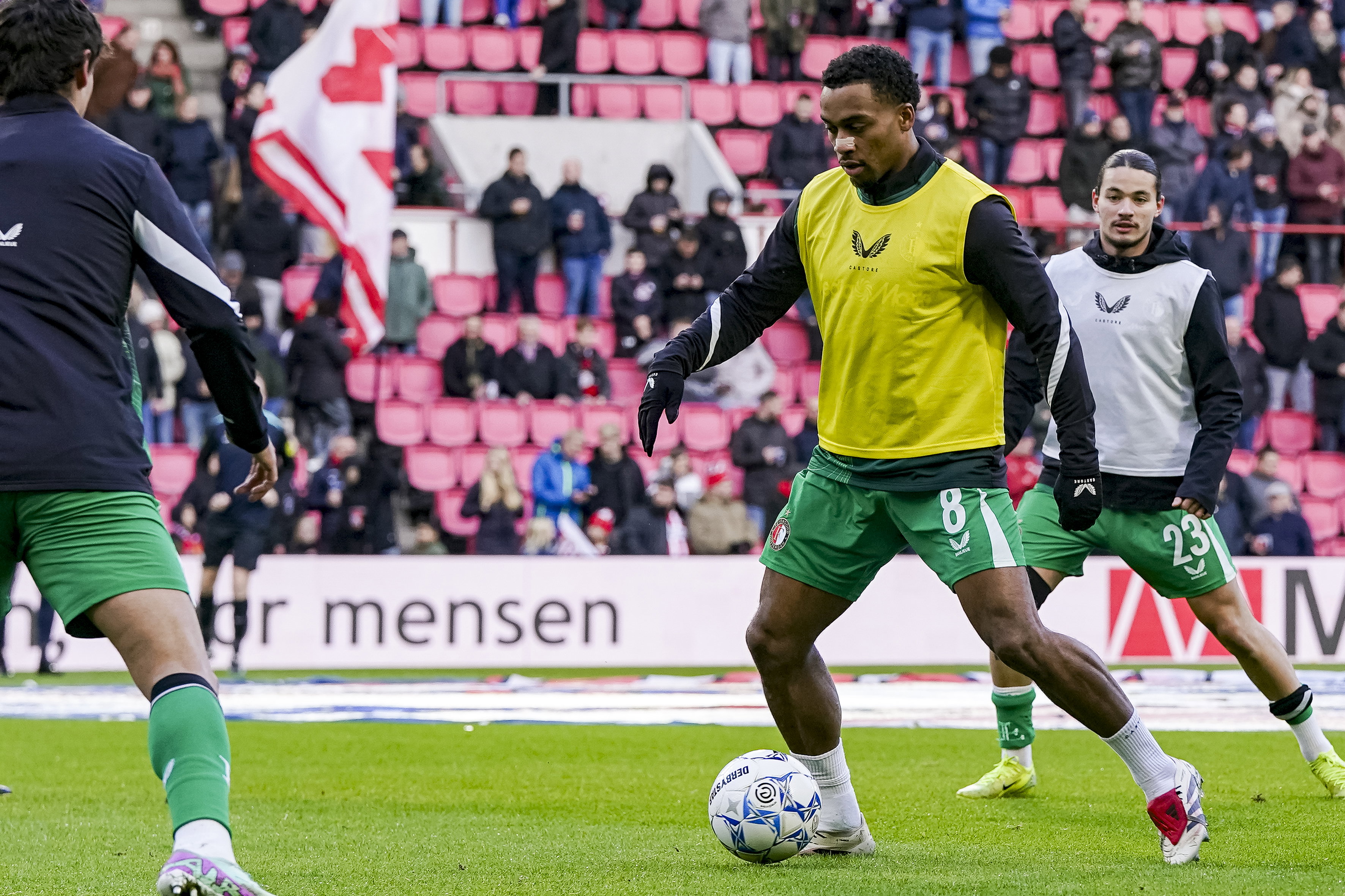 Quinten Timber in de warming up