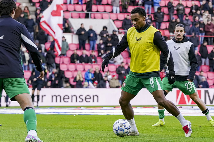 Quinten Timber in de warming up