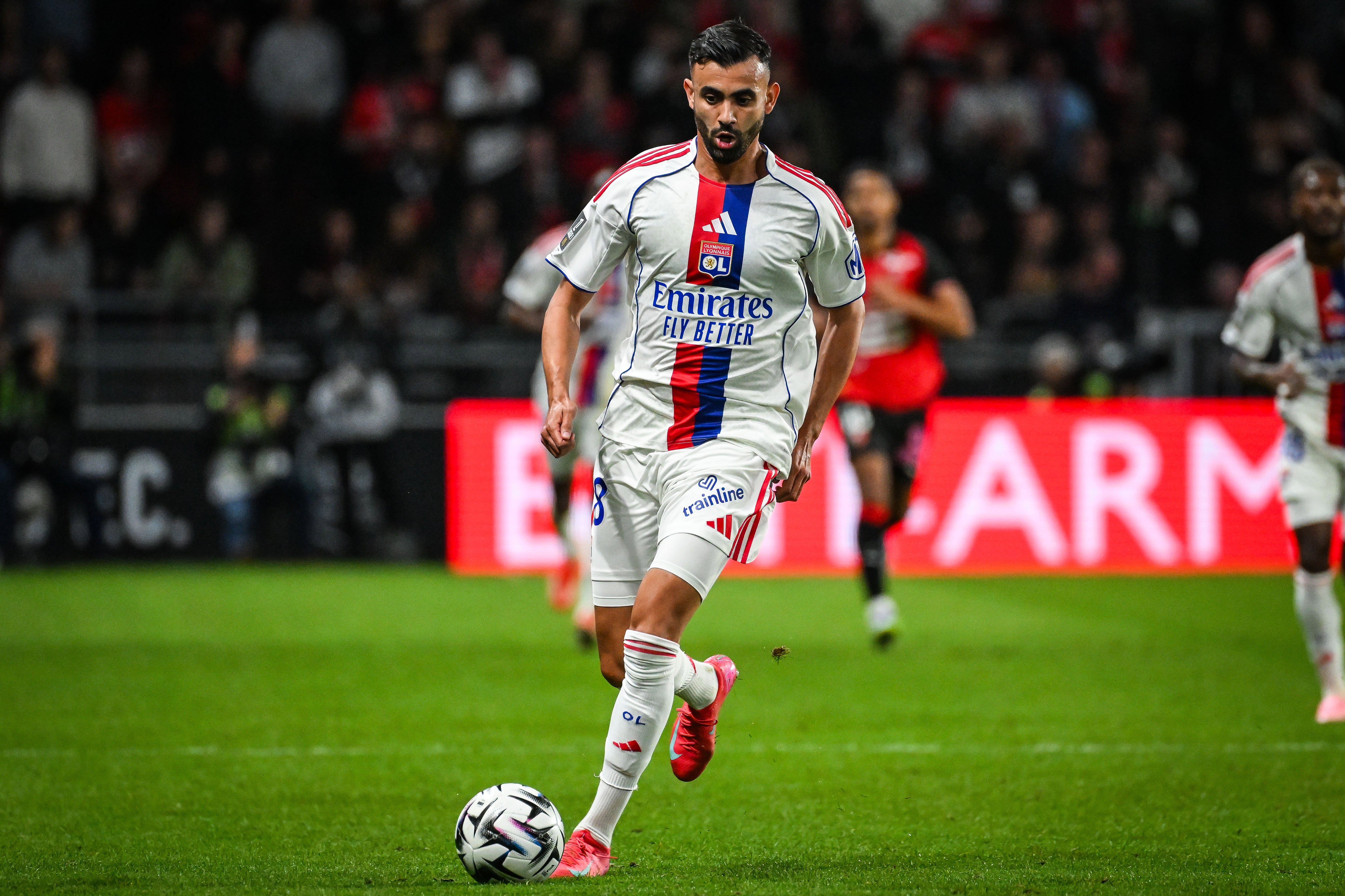Rachid Ghezzal aan de bal