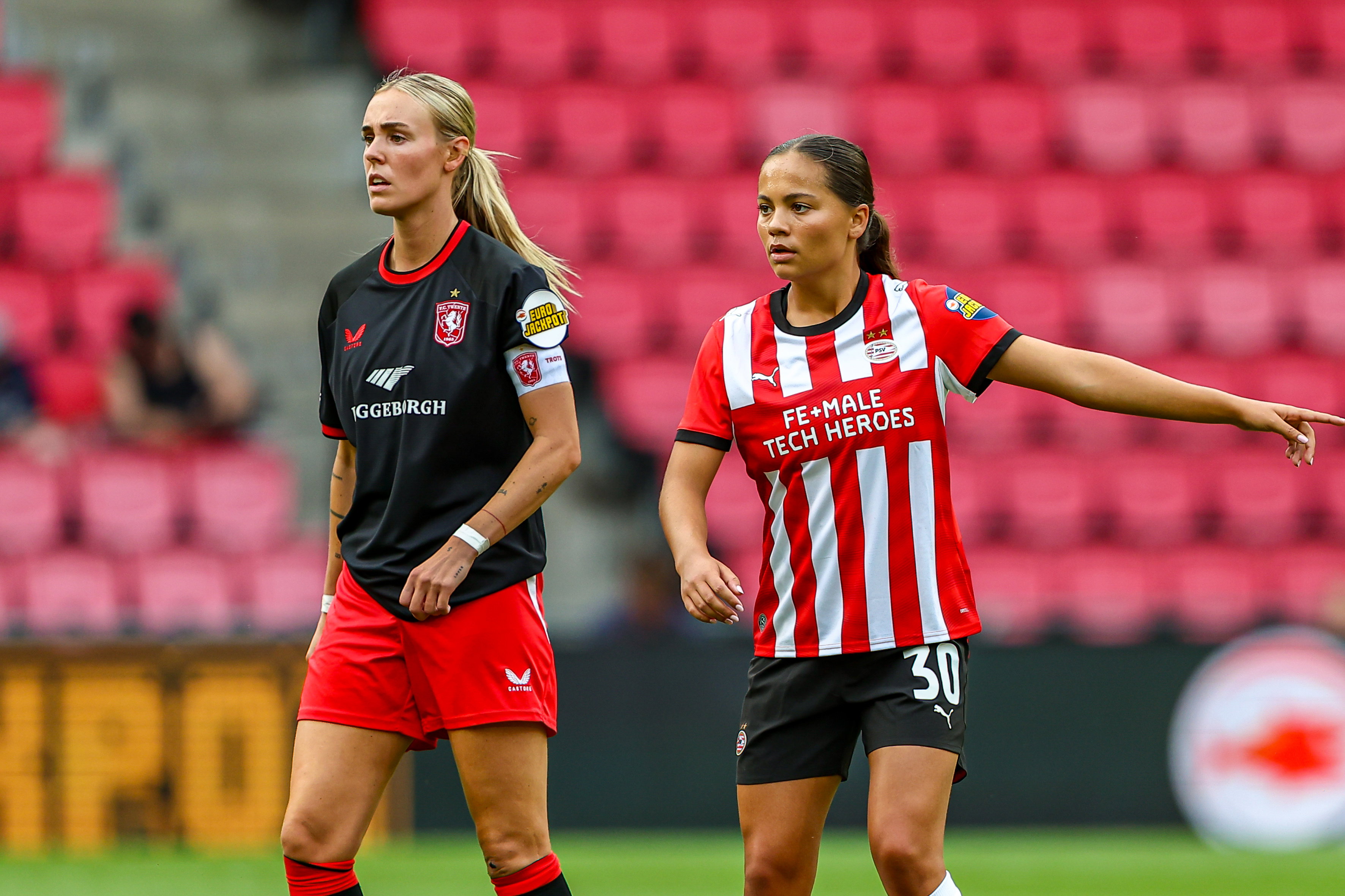 Jill Roord en Rosalie Renfurm