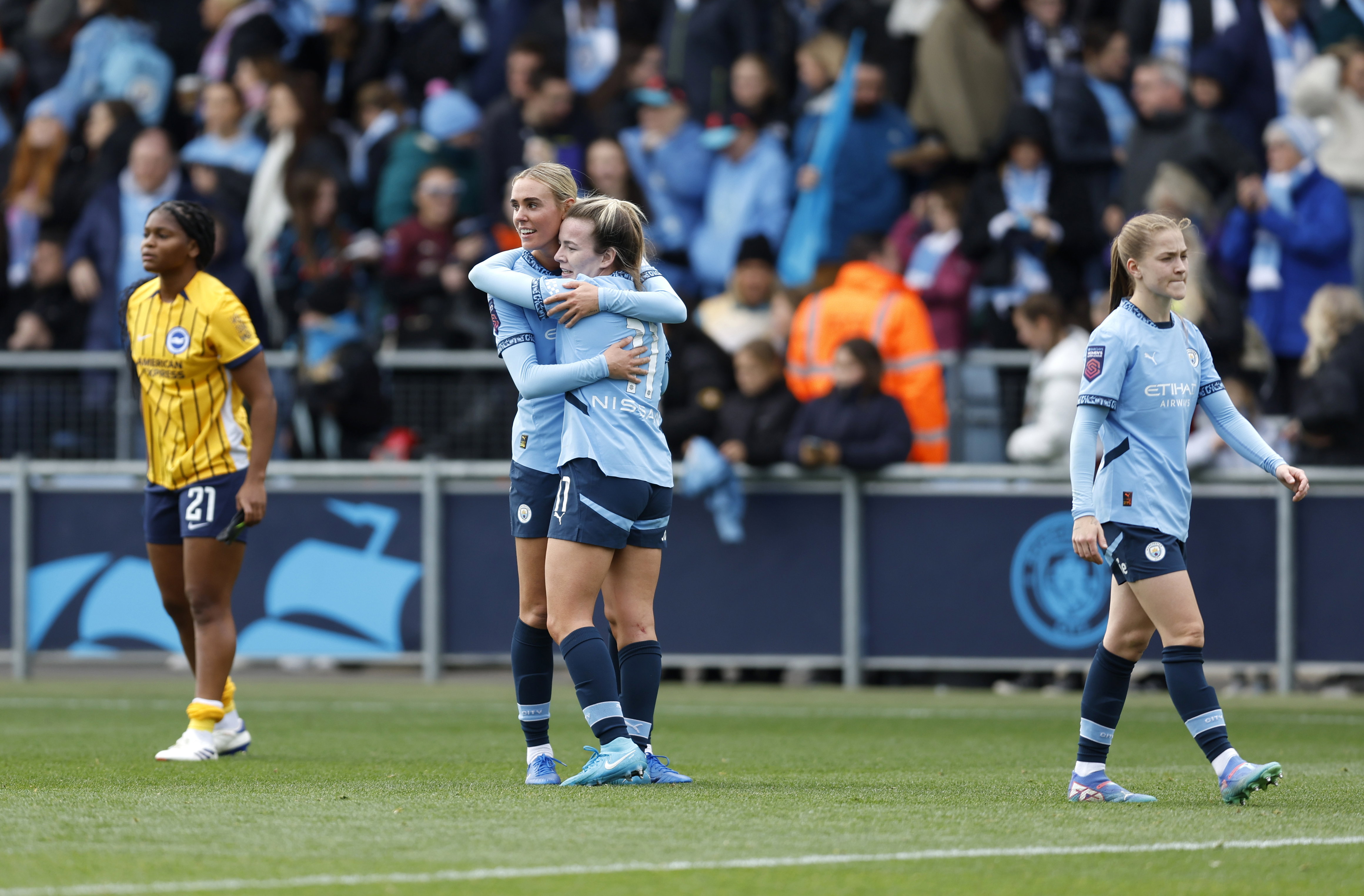 Jill Roord na haar rentree bij Manchester City