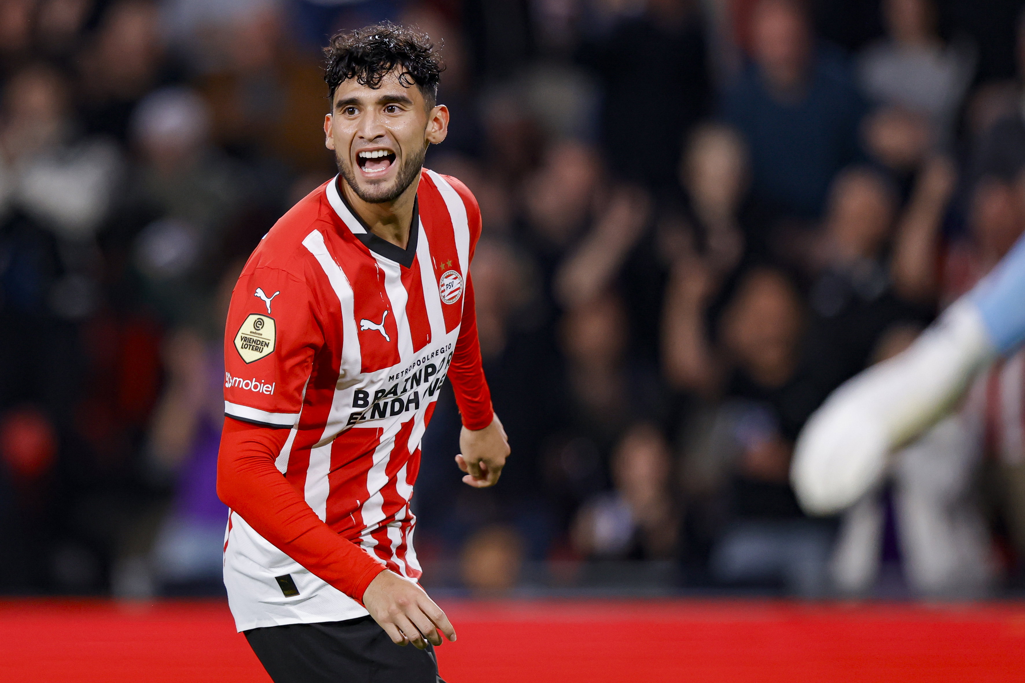 Ricardo Pepi is blij na een doelpunt