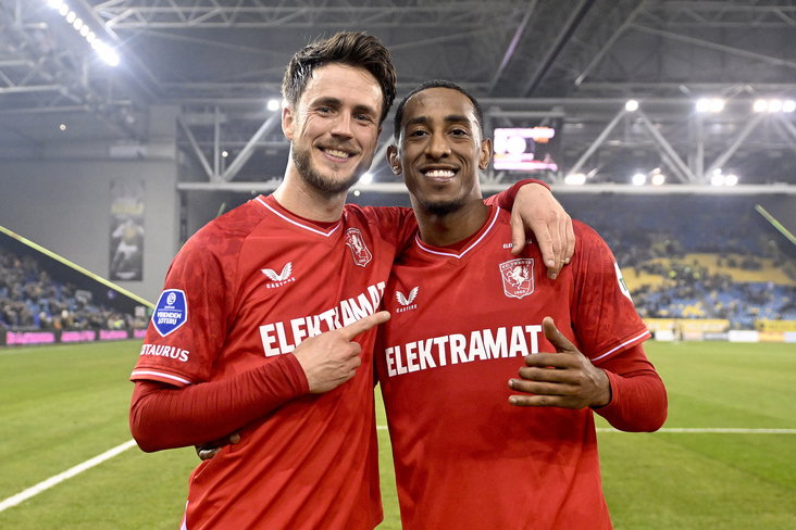 Ricky van Wolfswinkel met Joshua Brenet