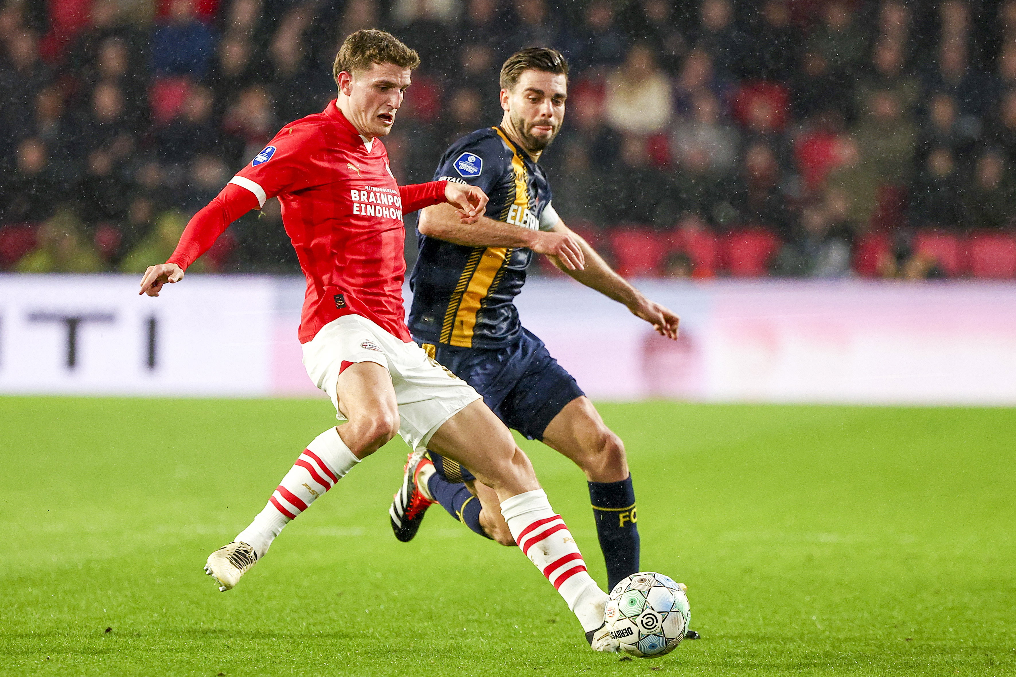 Robin Propper in duel met Guus Til