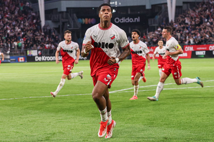 Ryan Flamingo na zijn treffer tegen Sparta