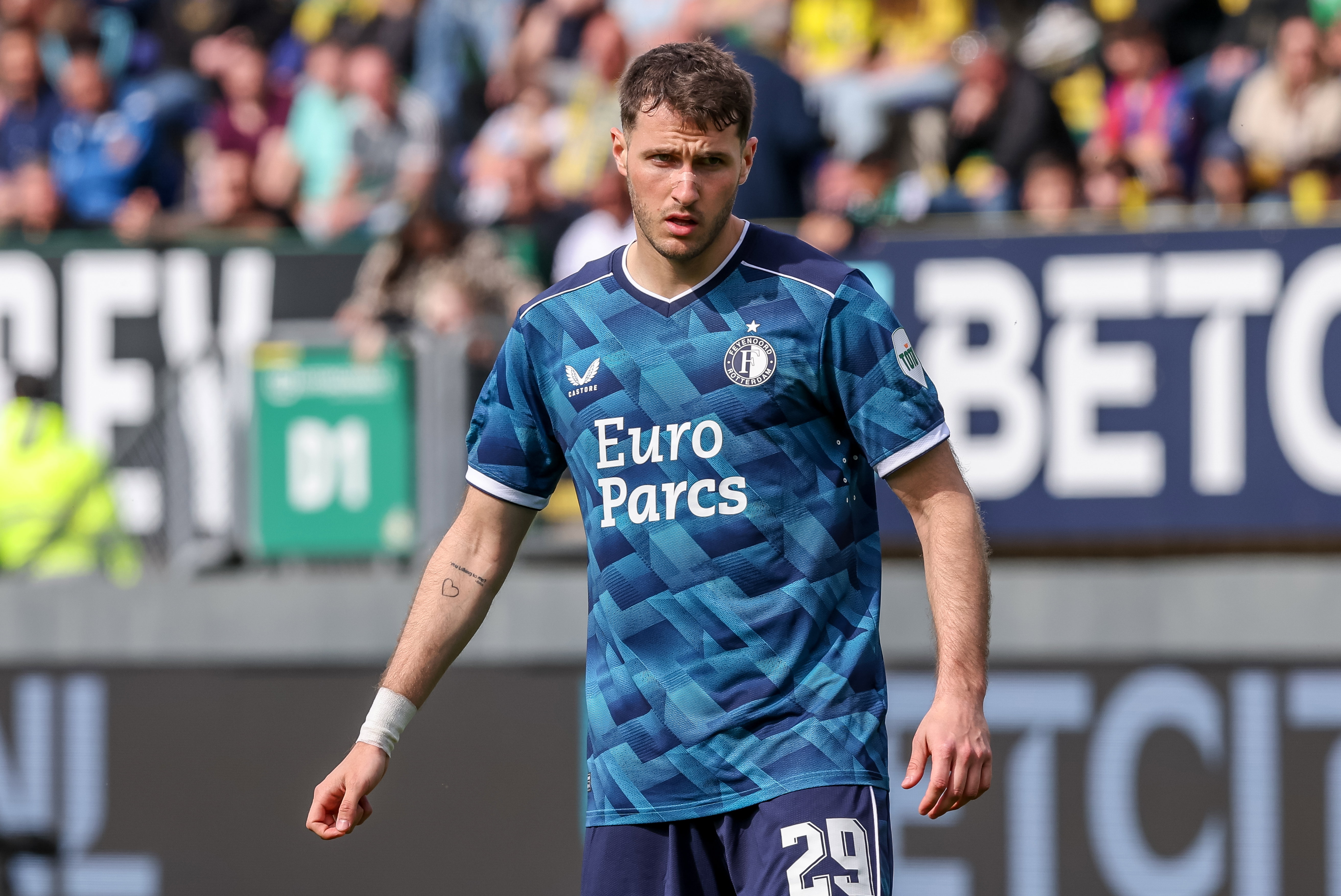 Santiago Gimenez tegen Fortuna Sittard