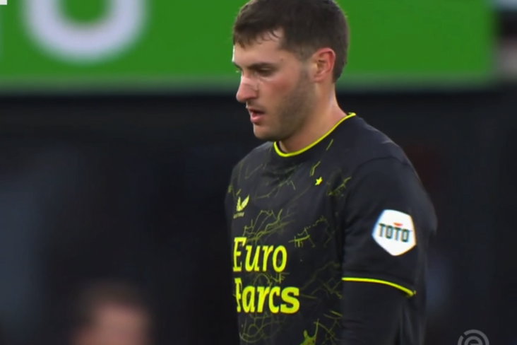 Santiago Giménez zonder clublogo