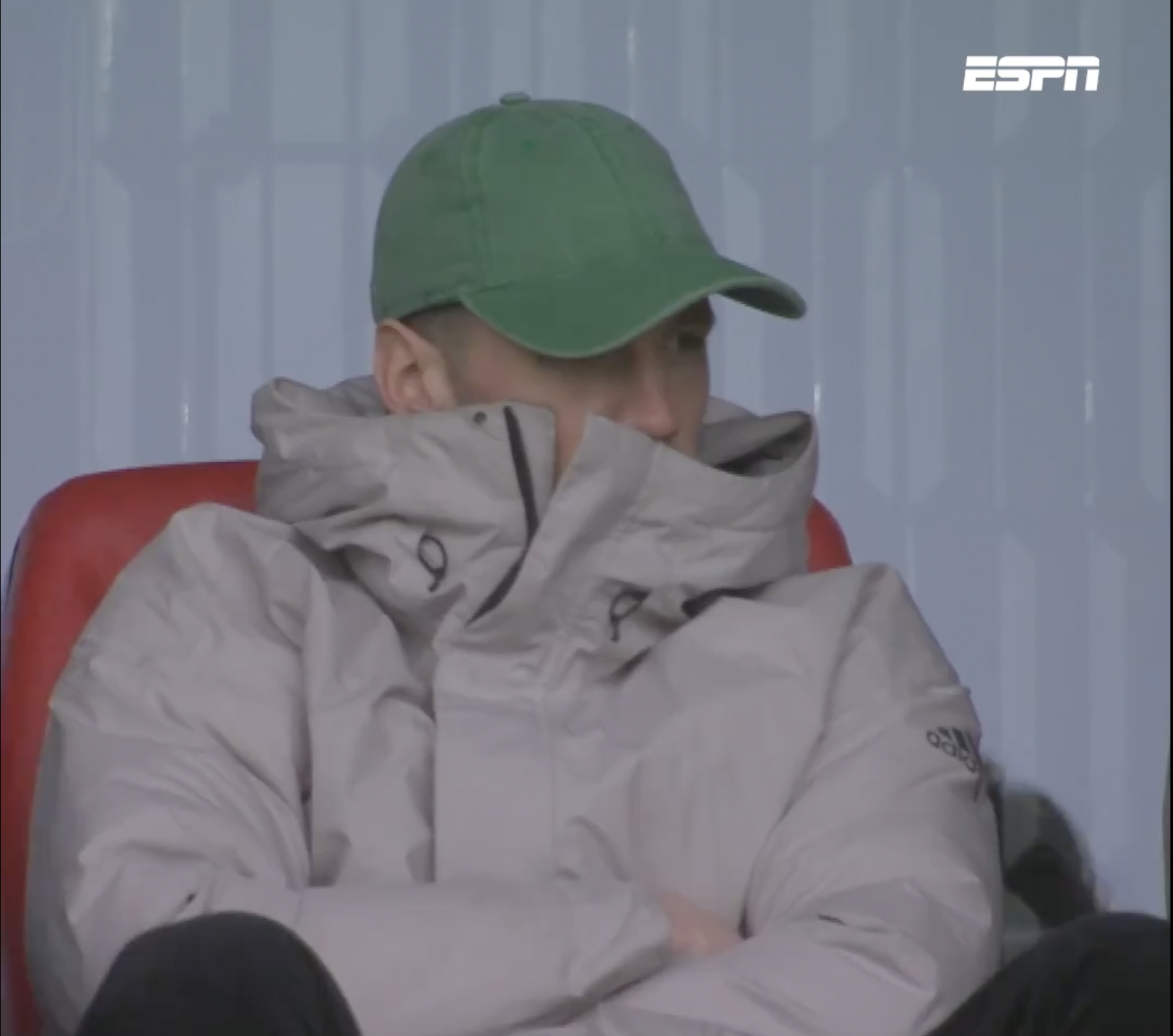 Wout Weghorst op de tribune bij FC Twente