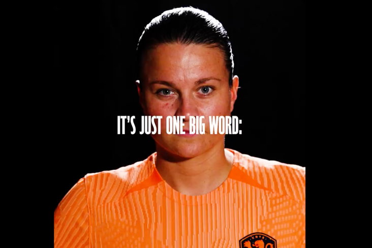 Sherida Spitse in de matchdayvideo