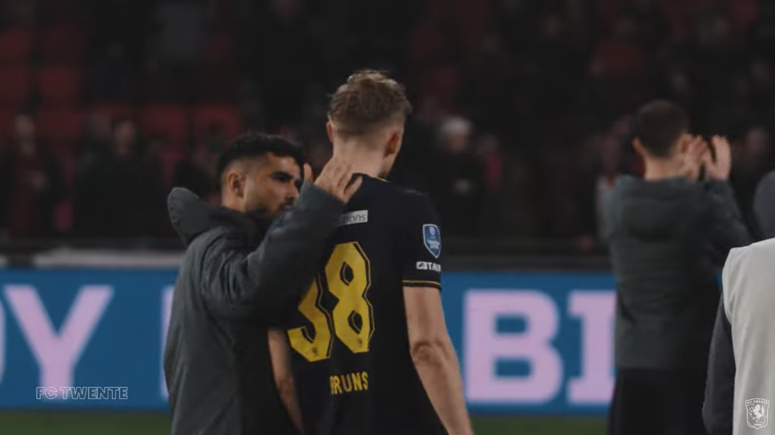 Naci Ünüvar en Max Bruns na PSV - FC Twente