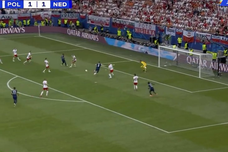Wout Weghorst maakt de 2-1