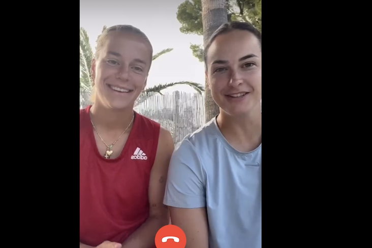Lynn Wilms en Caitlin Dijkstra in het filmpje van VfL Wolfsburg