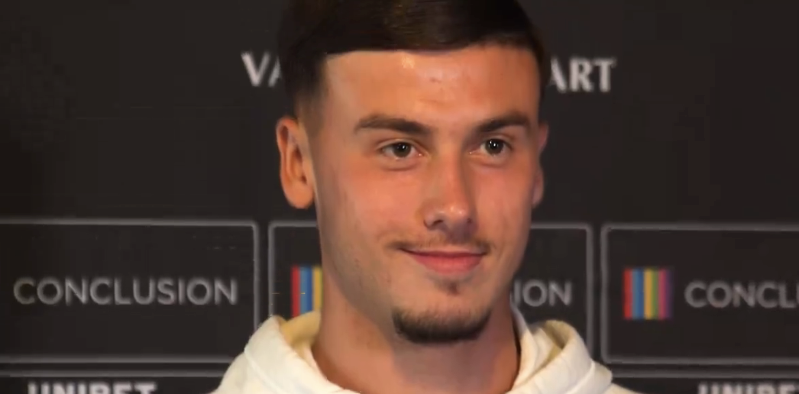 Sofiane Dris tijdens zijn presentatie