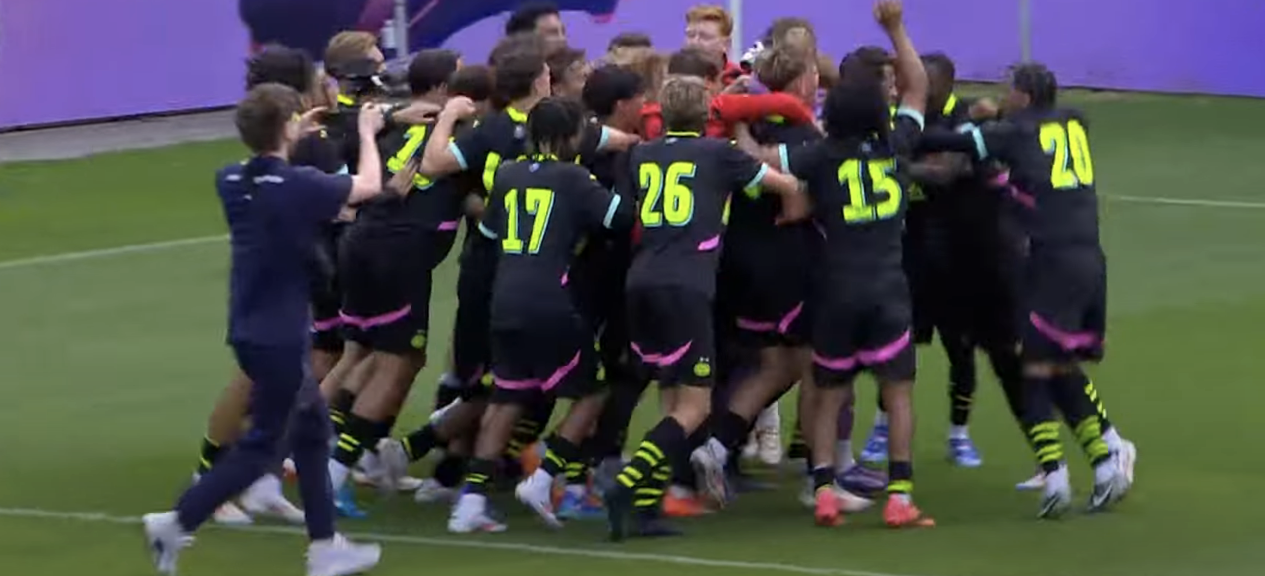 PSV O19 viert de winst van de Otten Innovation Cup