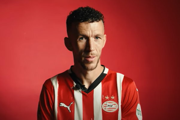 Ivan Perisic in het shirt van PSV