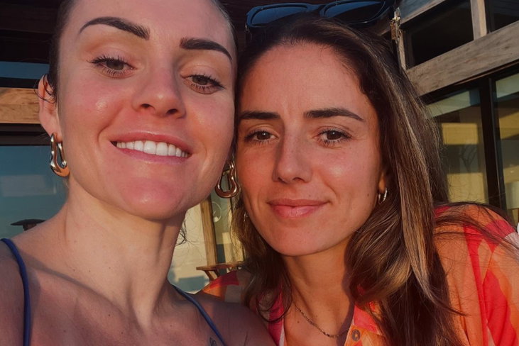 Danielle van de Donk en Ellie Carpenter