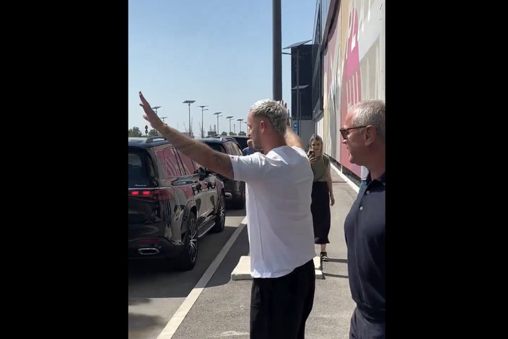 Marko Arnautovic wordt onthaald