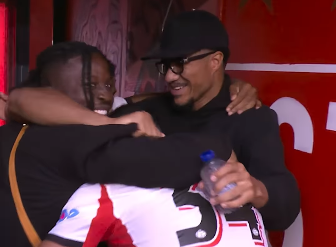 Johan Bakayoko en Malik Tillman ontmoeten hun voormalig ploeggenoten in het Philips Stadion
