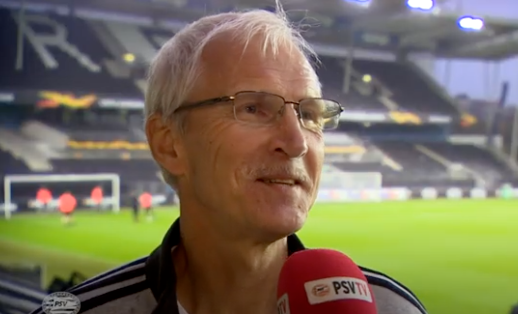 Hallvar Thoresen voor de camera van PSV TV in 2019