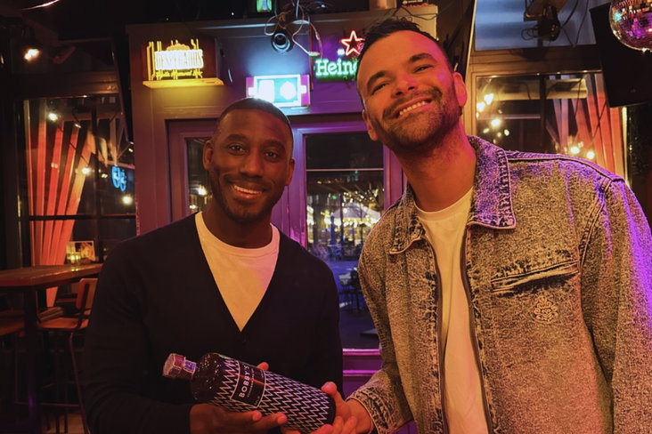 Rick Adjei maakt zijn excuus