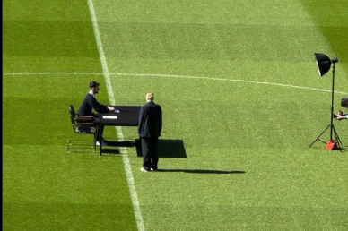 'Hoofdsponsor FC Utrecht tekent contract'