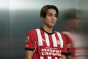 Kodai Sano in het shirt van PSV